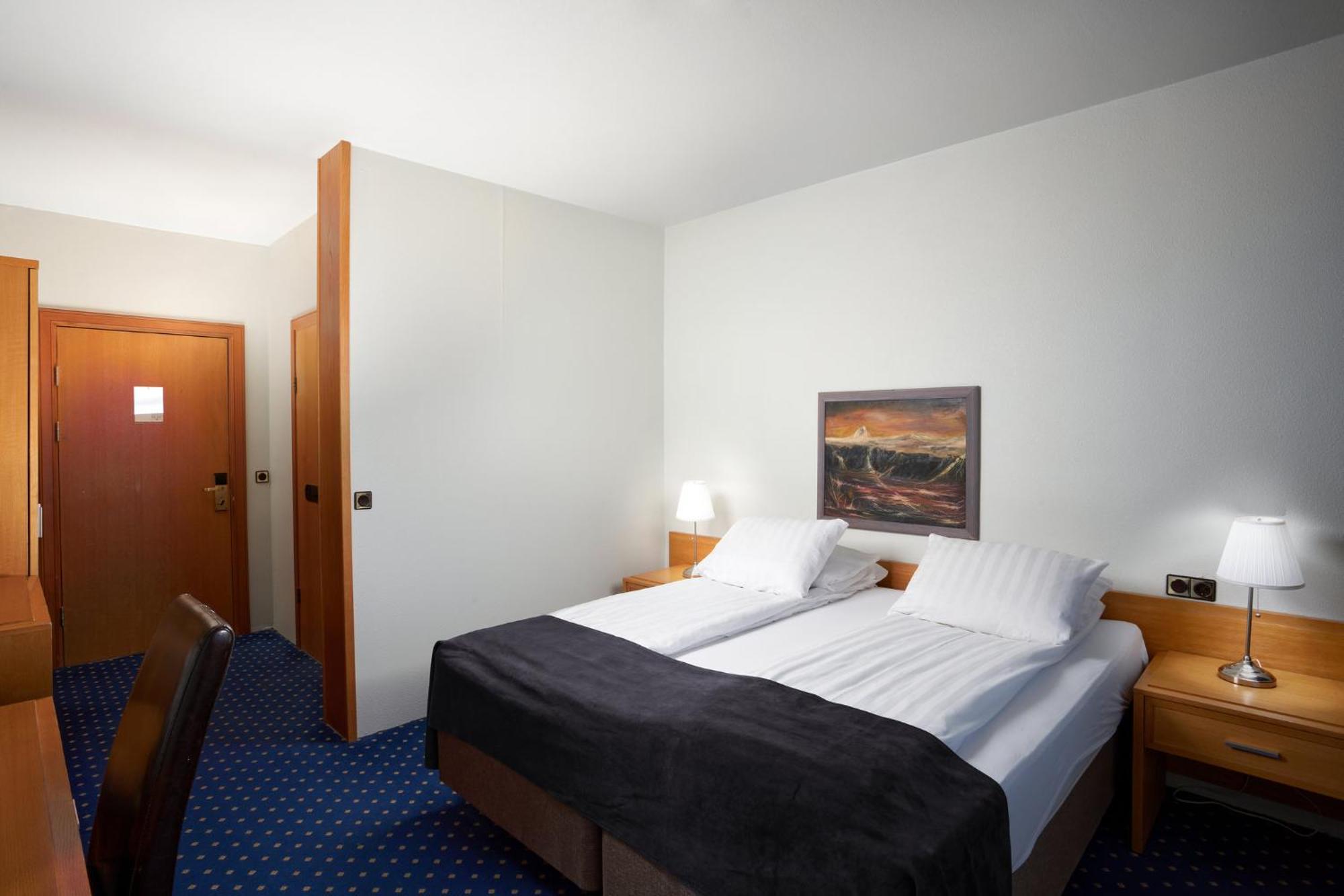Hotel Oerk هافيراجيردي المظهر الخارجي الصورة